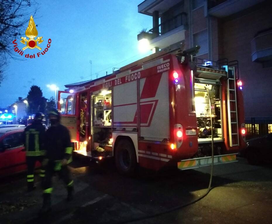 Cuneo, alloggio a fuoco in via Medaglie d’oro