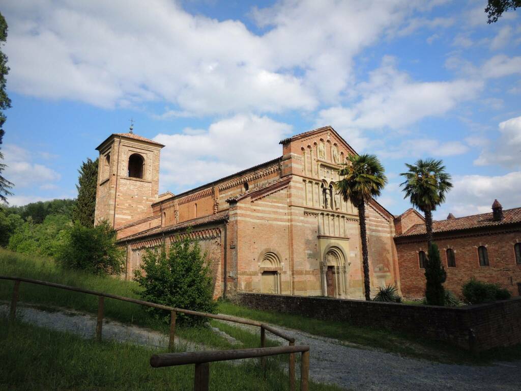 Sul balcone del Monferrato, l’abbazia di Vezzolano e il suo magnifico chiostro