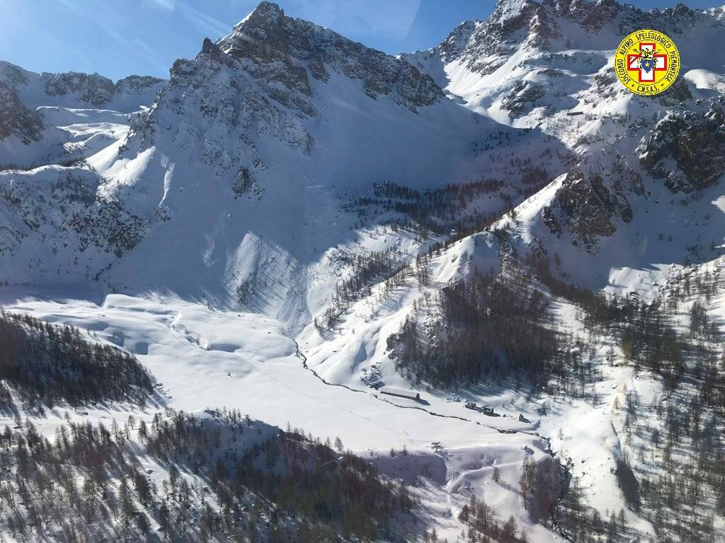 Uncem su valanghe e zona gialla: “Incidenti sulla neve vanno evitati con lungimiranza”