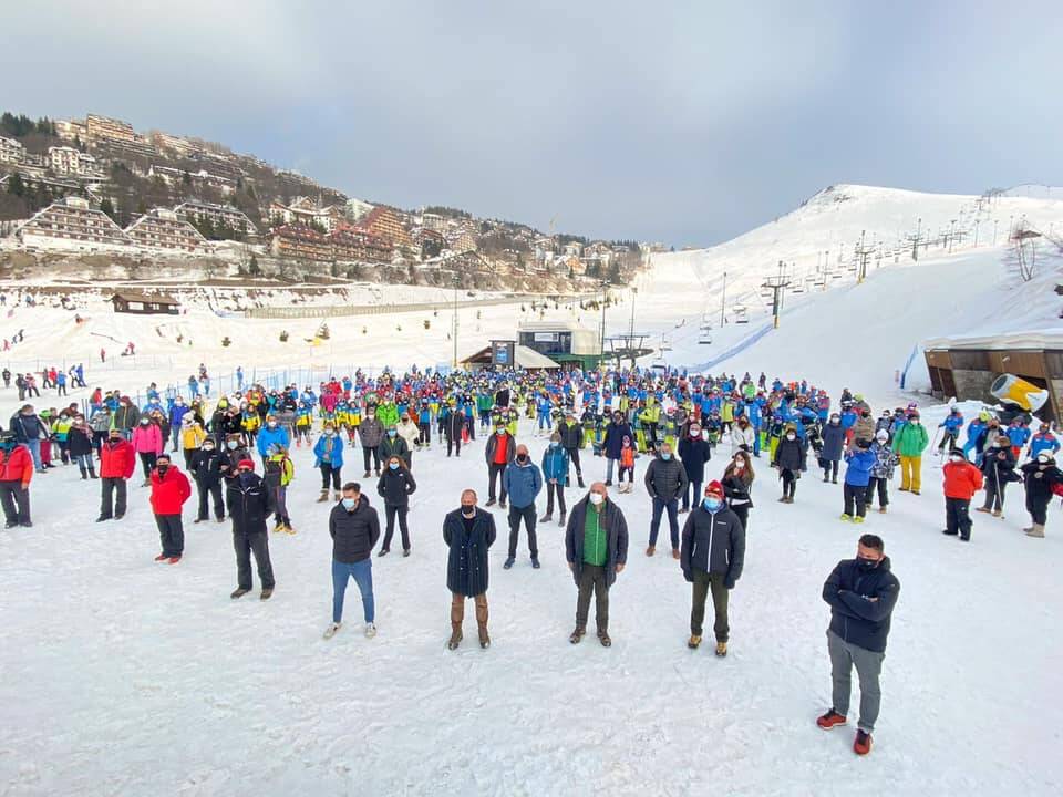 Prato Nevoso c’è: il flash mob silenzioso della montagna che non si arrende
