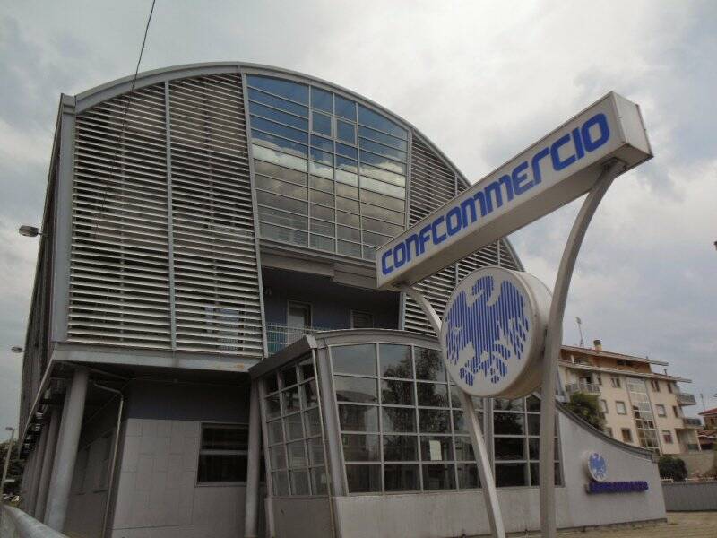 Confcommercio Cuneo analizza la situazione movida e impatto acustico nel centro storico