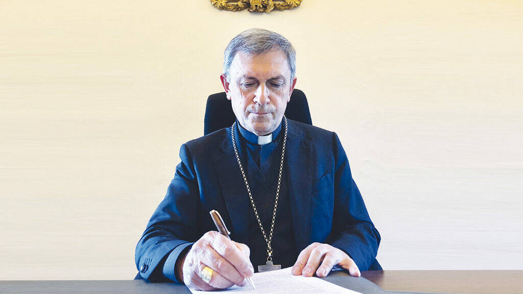 Monsignor Miragoli: “Natale arriva, e cosa trova?”