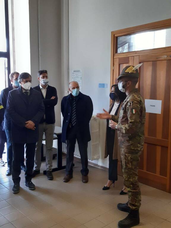 Cuneo, l’assessore Icardi ha inaugurato il centro vaccinale alla “Ignazio Vian”