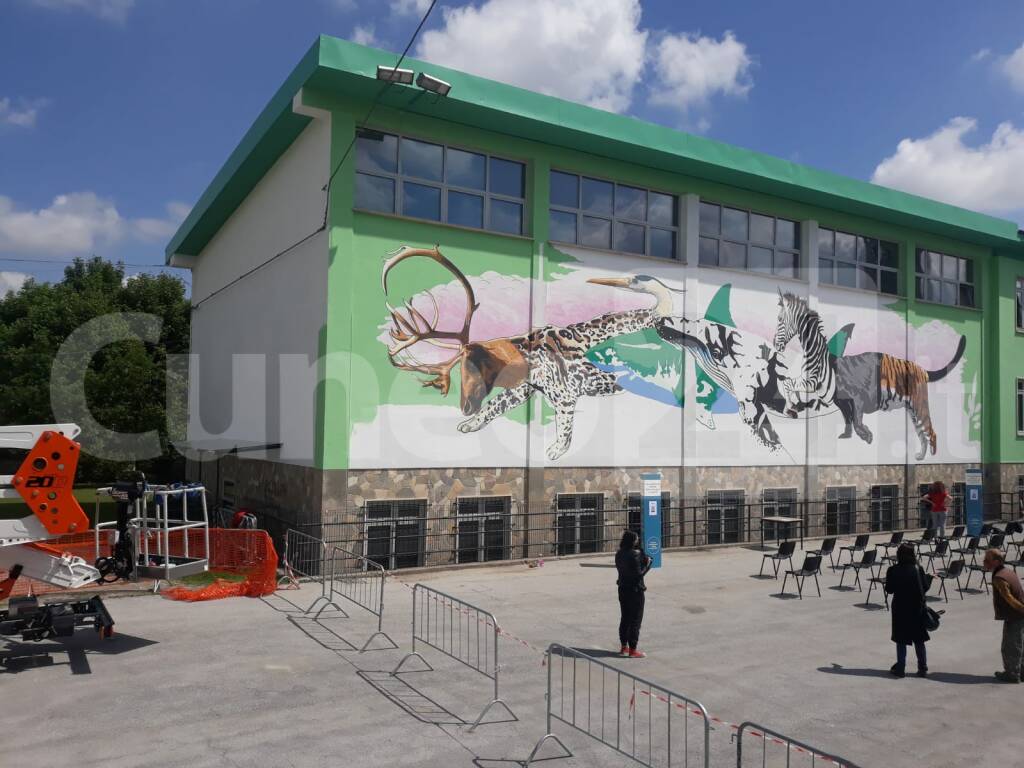 A Madonna dell’Olmo presentato il progetto di rinnovamento della facciata delle scuole medie