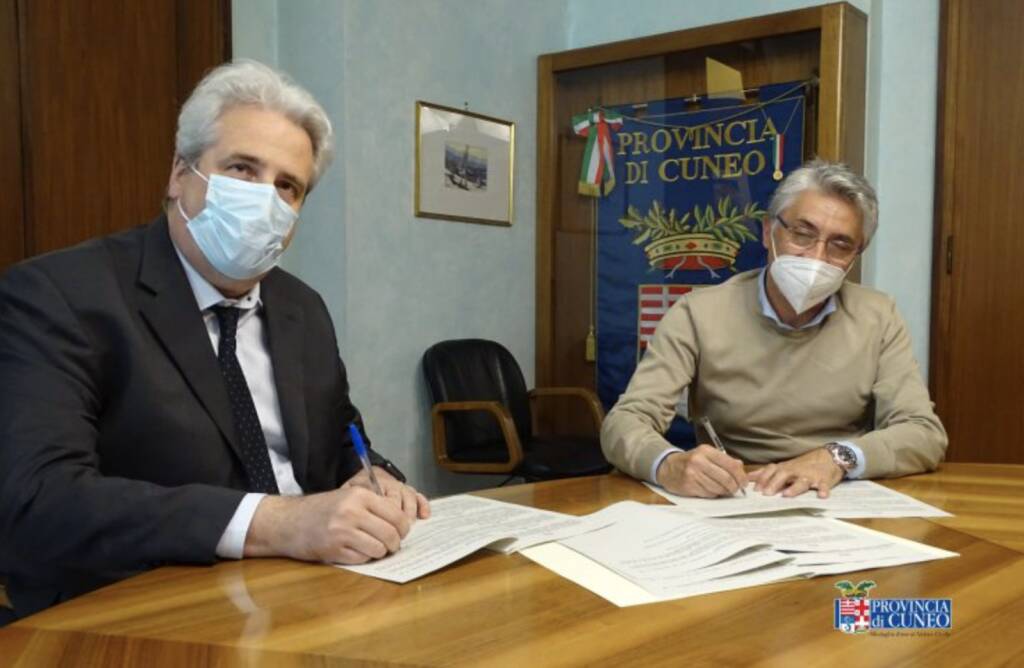 Firmata a Cuneo la convenzione per il terzo ponte di Alba