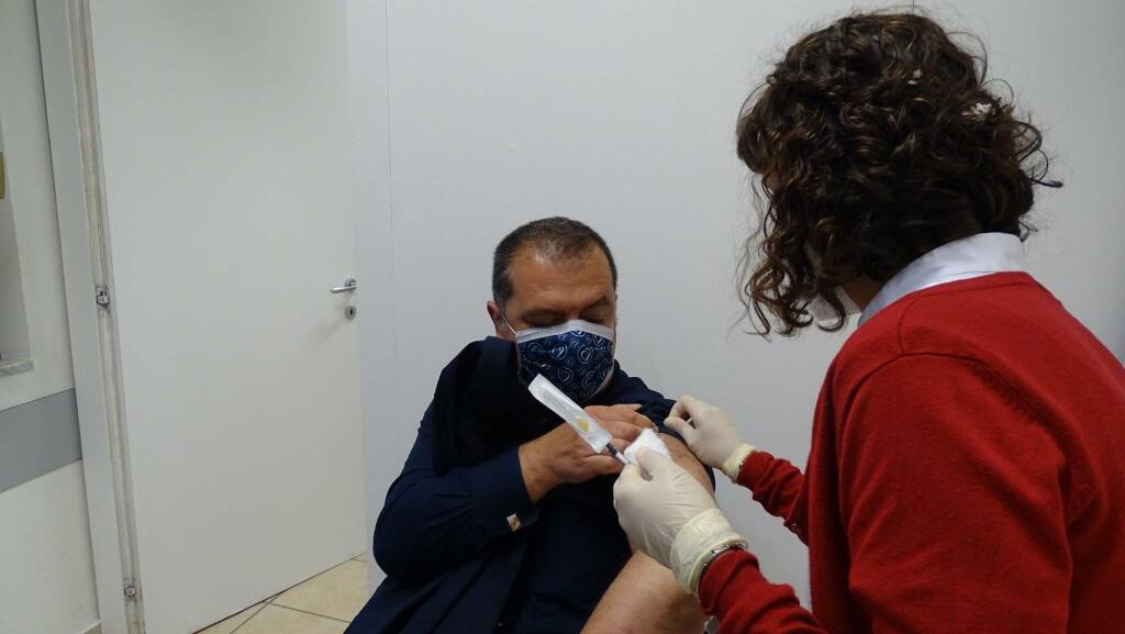 Inaugurato il primo Hub vaccinale di Confartigianato Imprese Cuneo