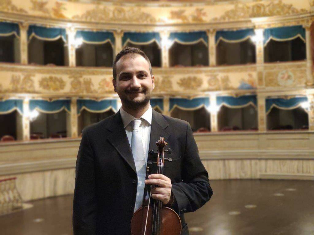 Violista cuneese suonerà con la Filarmonica del Teatro Regio di Torino