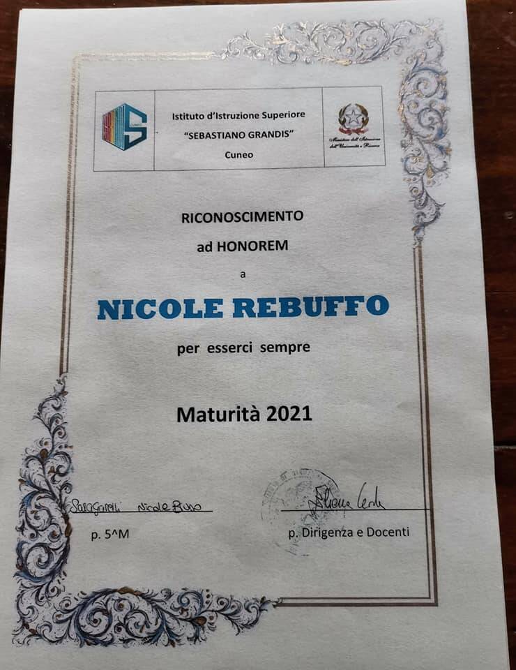 Il diploma del Grandis di Cuneo a Nicole Rebuffo “per esserci sempre”