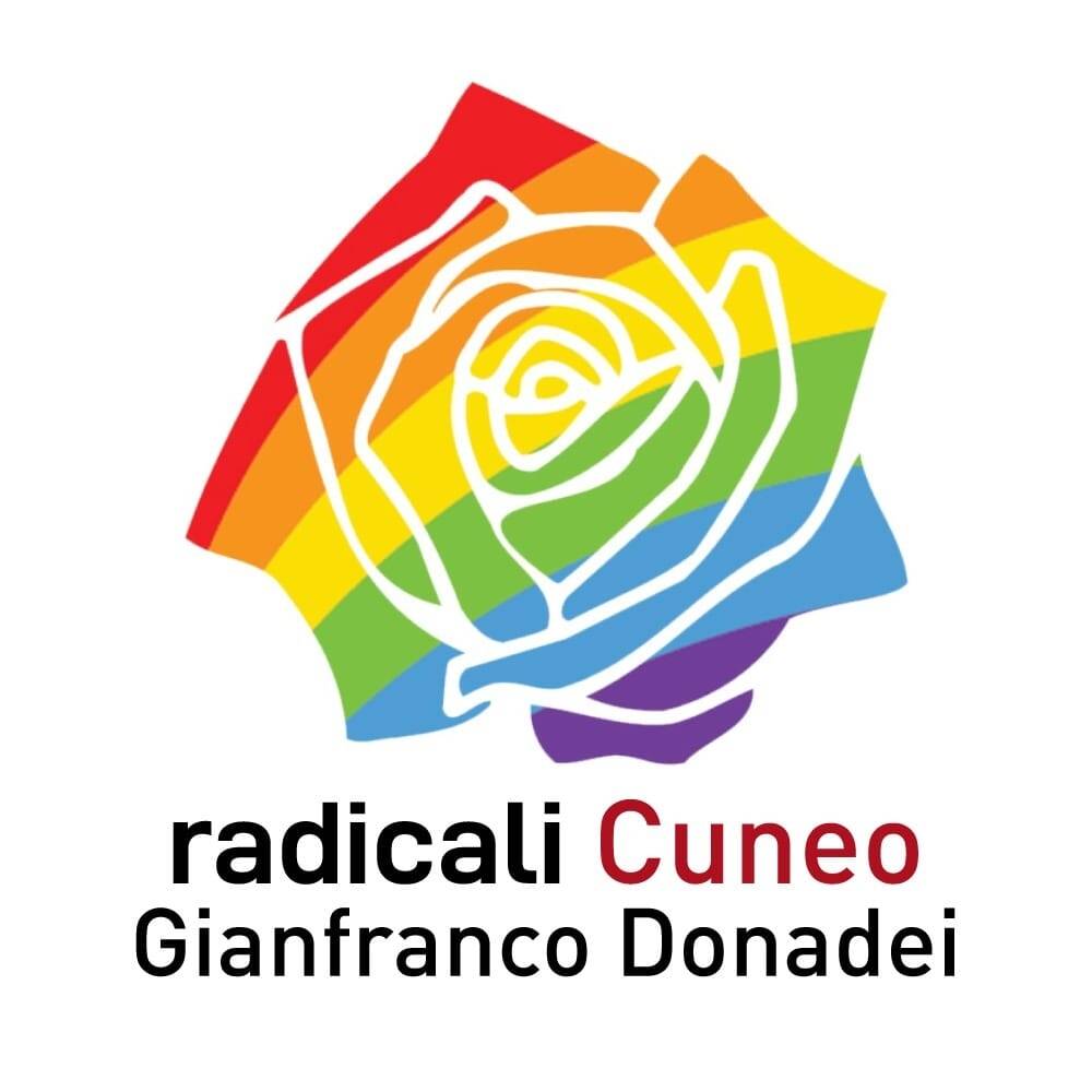 Nuovo logo arcobaleno per i Radicali cuneesi