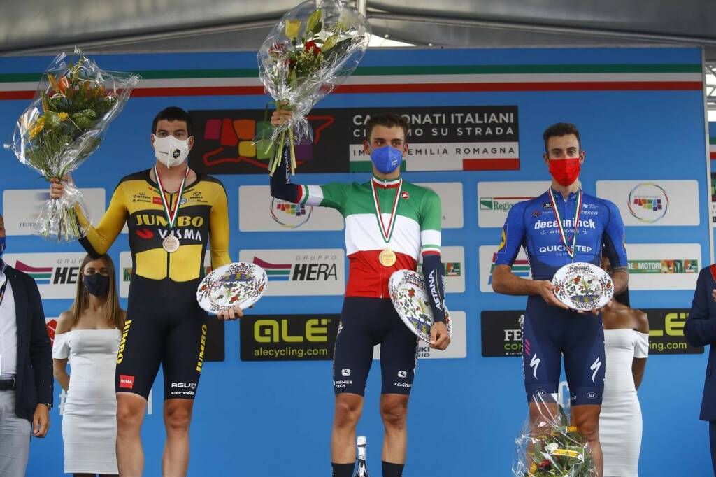 Matteo Sobrero conquista il titolo di campione italiano di ciclismo a cronometro