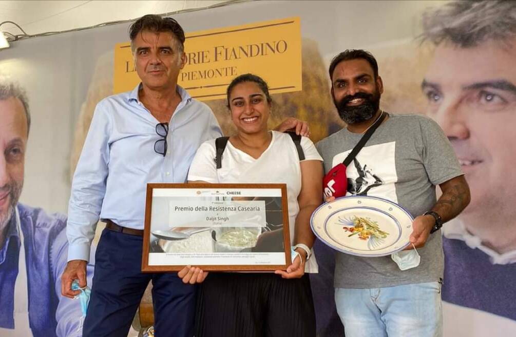 Villafalletto, storico allevatore delle Fattorie Fiandino riceve il premio “Resistenza Casearia”