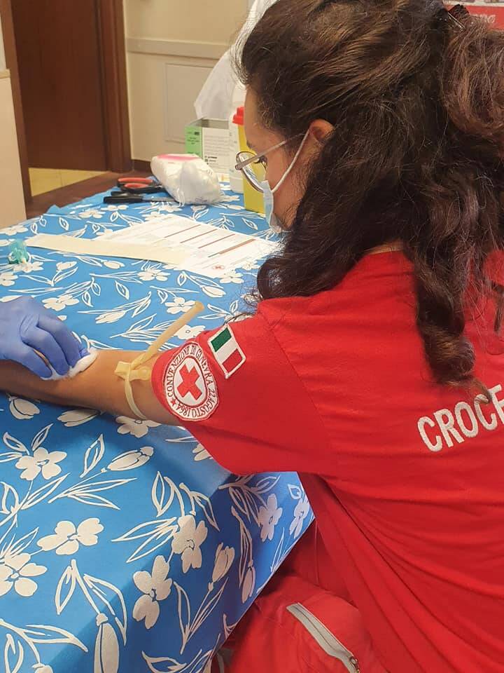 La Croce Rossa Busca “offre” il sierologico a 55 volontari