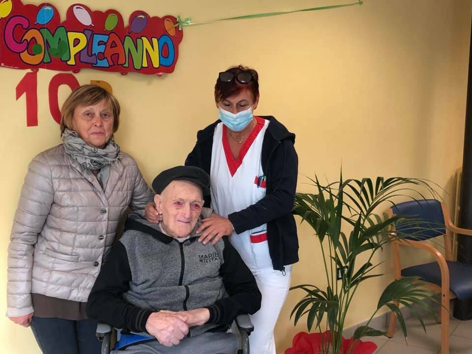 A Garessio i 102 anni di Luigi Salvatico, uno degli ultimi alpini reduci di Russia