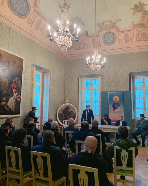 Il governatore Cirio ha incontrato sindaci, assessori, imprenditori, fondazioni e associazioni del fossanese