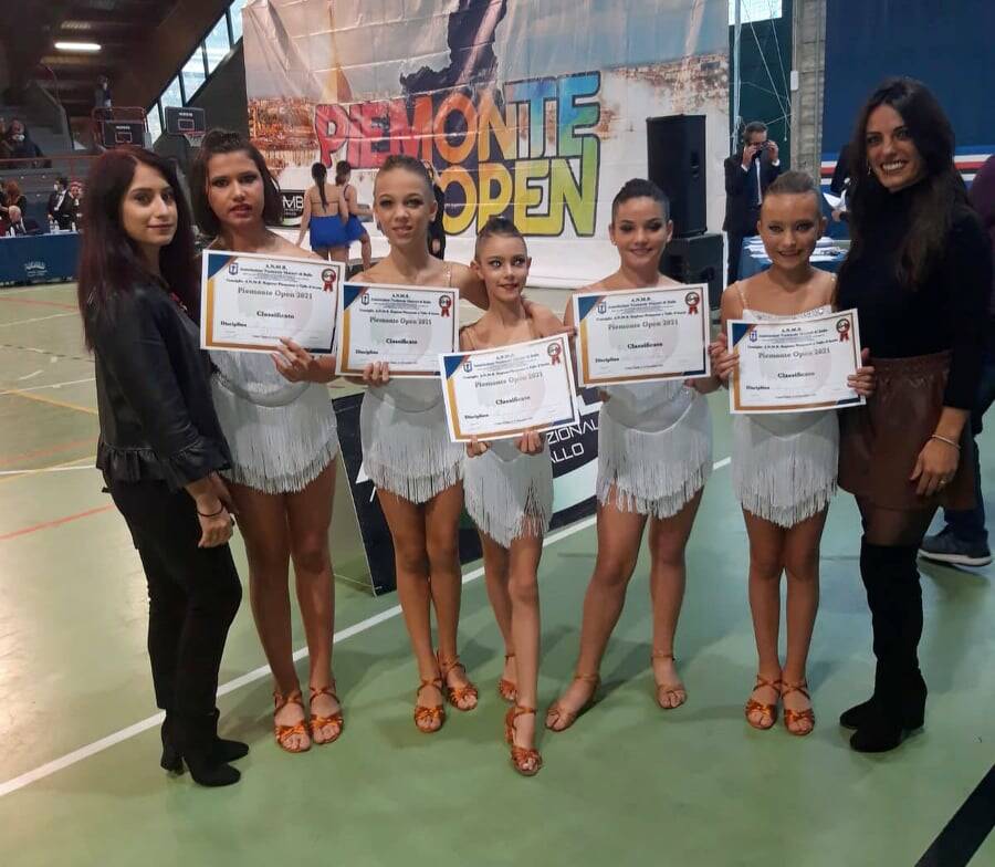 Ballerine della Dance Star Academy di Caraglio conquistano la vittoria al Piemonte Open
