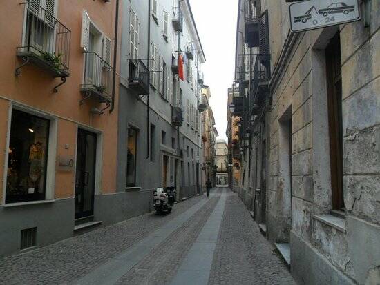 Cuneo, al via il rinnovo dei permessi per circolare nella ZTL del centro storico