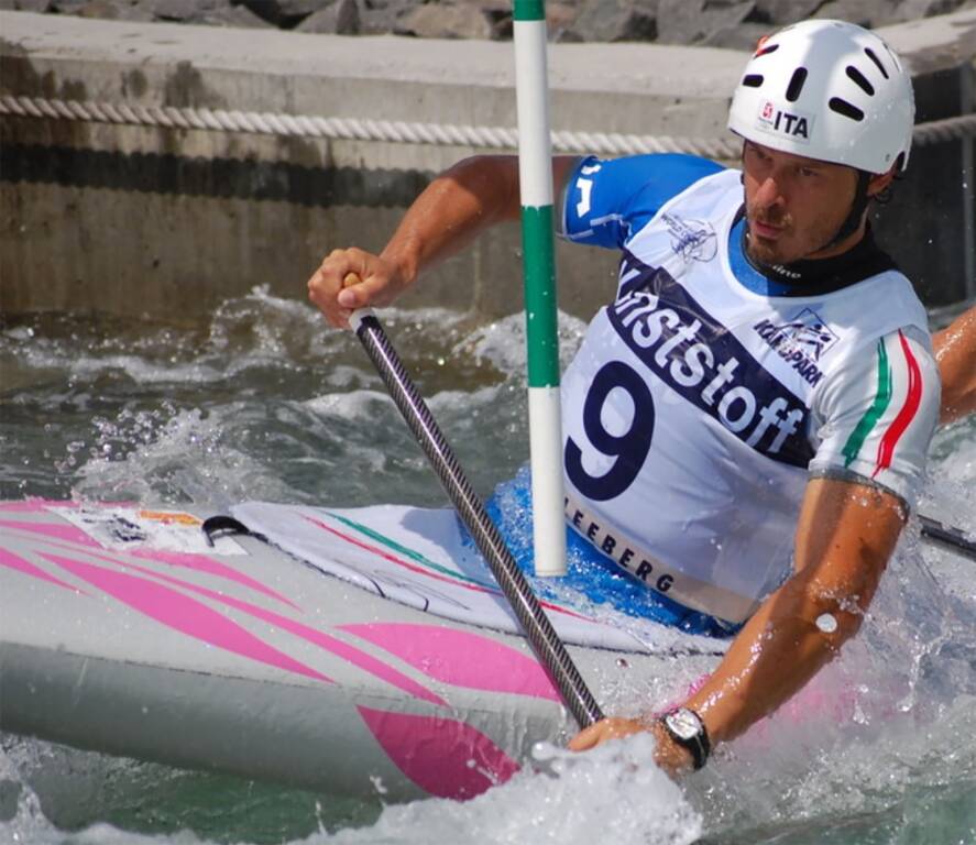 Cuneo, anche l’olimpionico Andrea Benetti alla gara regionale di canoa slalom
