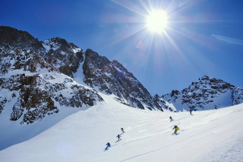 Anche durante le Feste, le giornate bianche sulle Alpi cuneesi con le guide Global Mountain