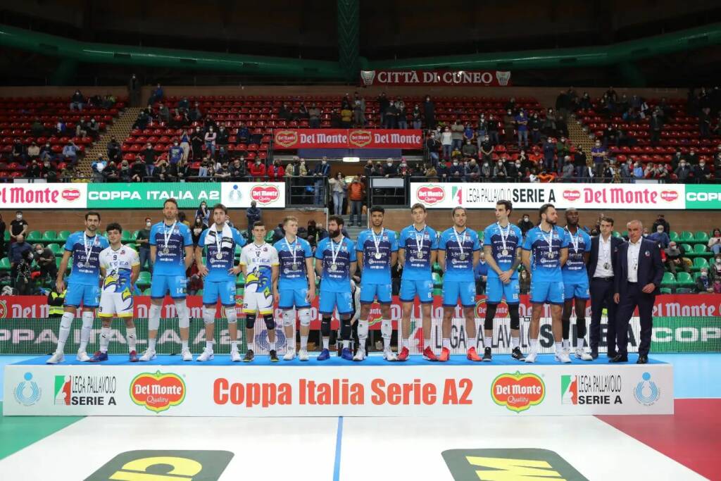 Il sogno di Cuneo finisce sul più bello, Reggio Emilia vince la Coppa Italia A2