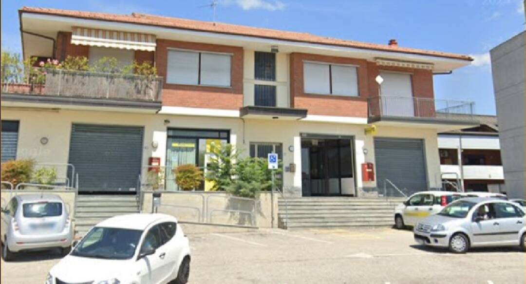 Ufficio postale corso canale Alba 