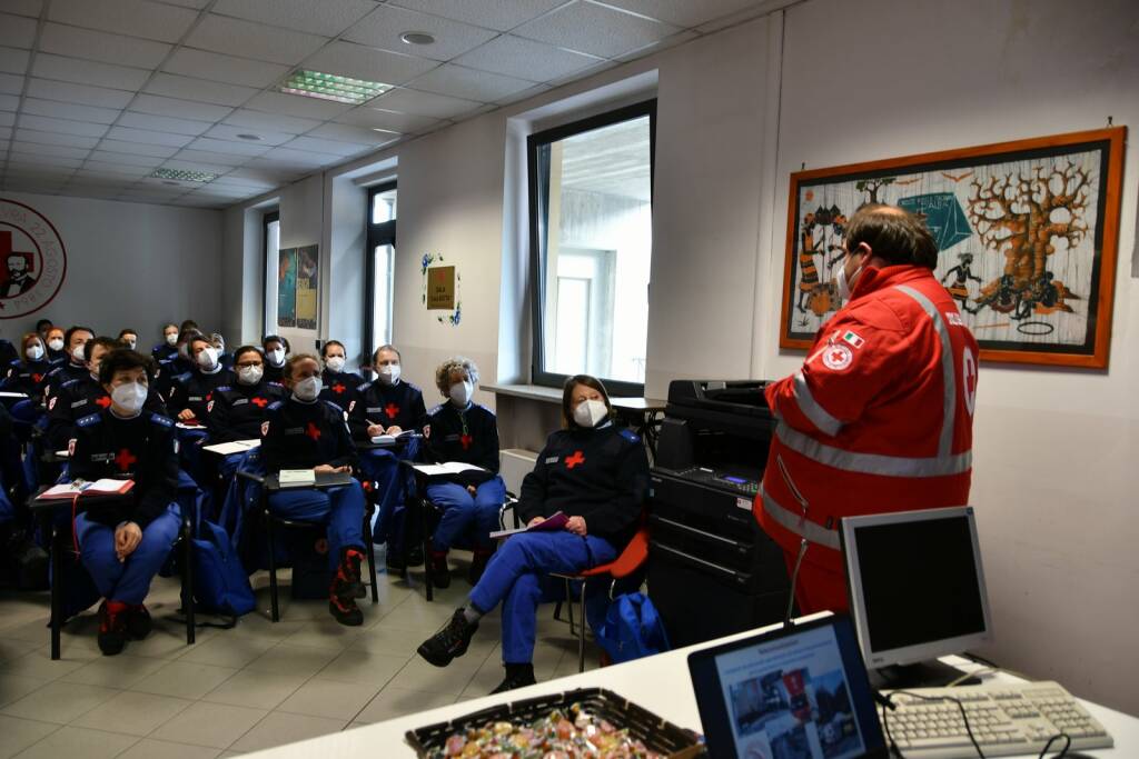 Ad Alba l’esercitazione delle Infermiere Volontarie della Croce Rossa Italiana