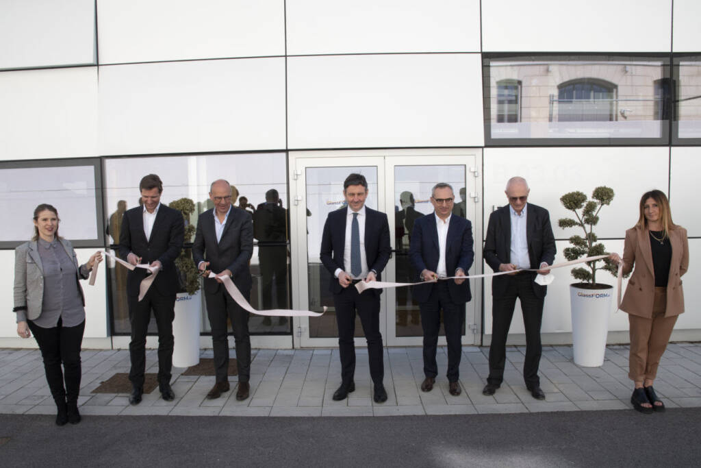 Inaugurati a Rovereto gli spazi GlassFORM.ai, la joint venture tra Bottero di Cuneo e Tiama di Lione 