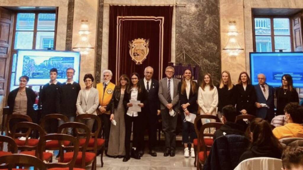 Cuneo, Emma Clerici del Liceo “Peano-Pellico” vince il Premio Eloquenza 2022