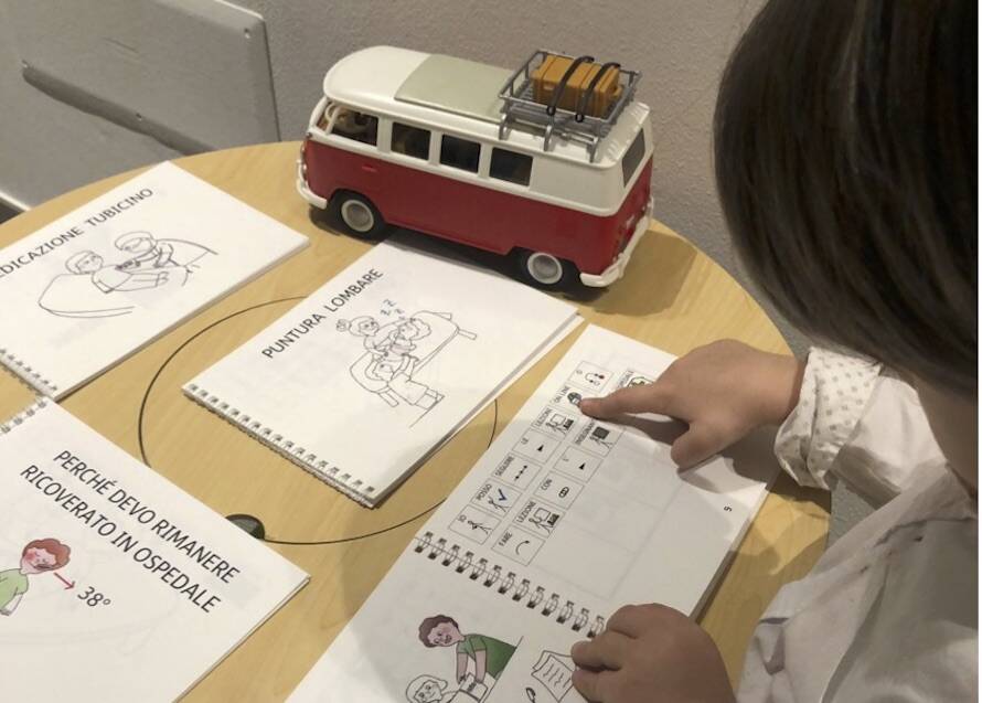 In pediatria a Savigliano i libretti in C.A.A aiutano i bimbi ad affrontare la paura