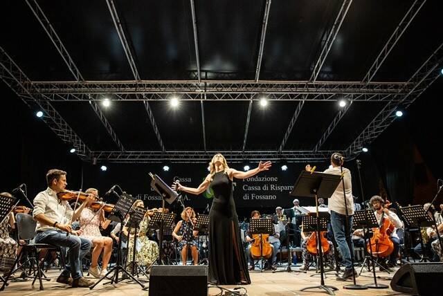 A Peveragno l’omaggio orchestrale a Lucio Dalla celebra i 20 anni di “Ars Nova”
