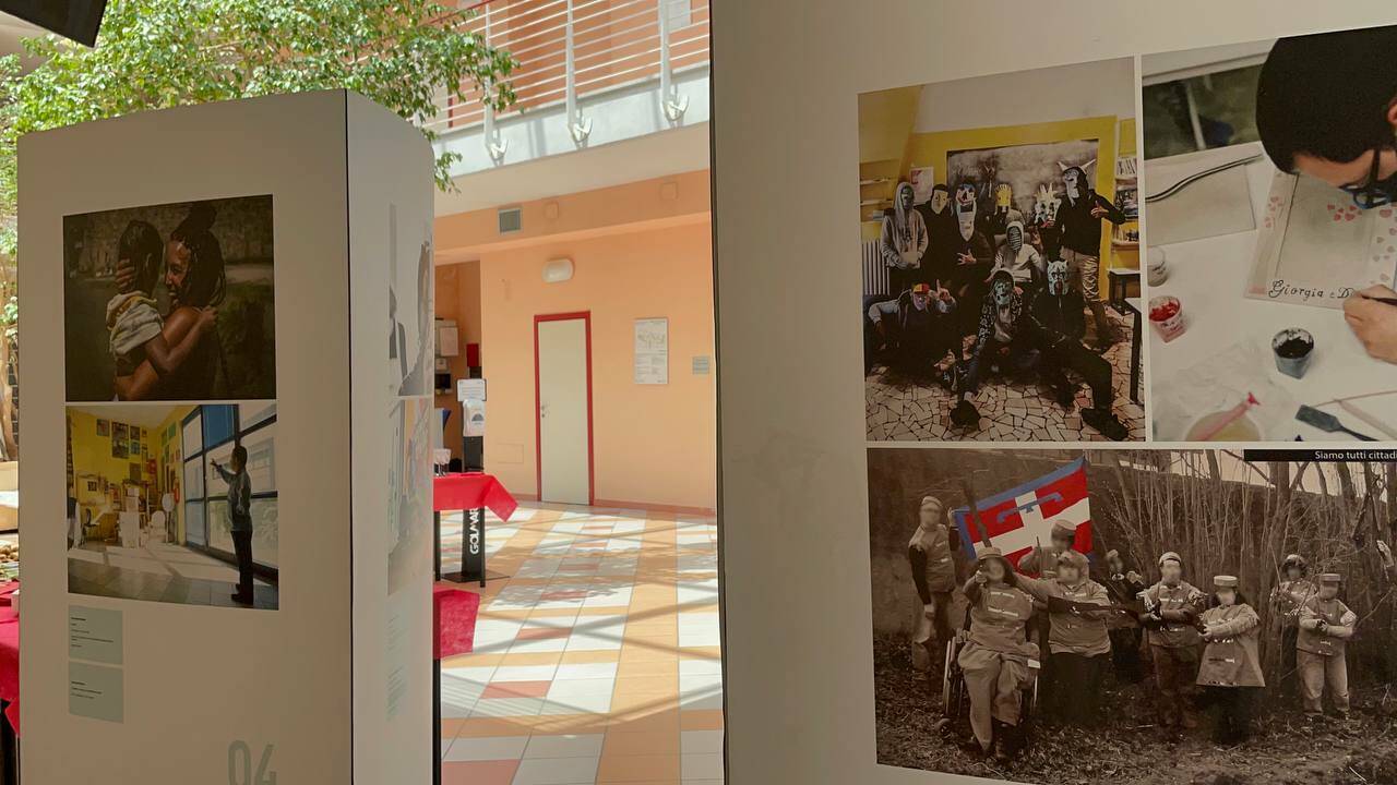 A Cuneo la mostra itinerante che racconta i trent’anni della cooperazione sociale 