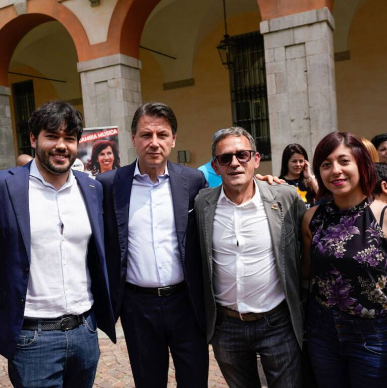 Gruppo 5 Stelle in Regione compatto: “Piena fiducia in Giuseppe Conte”