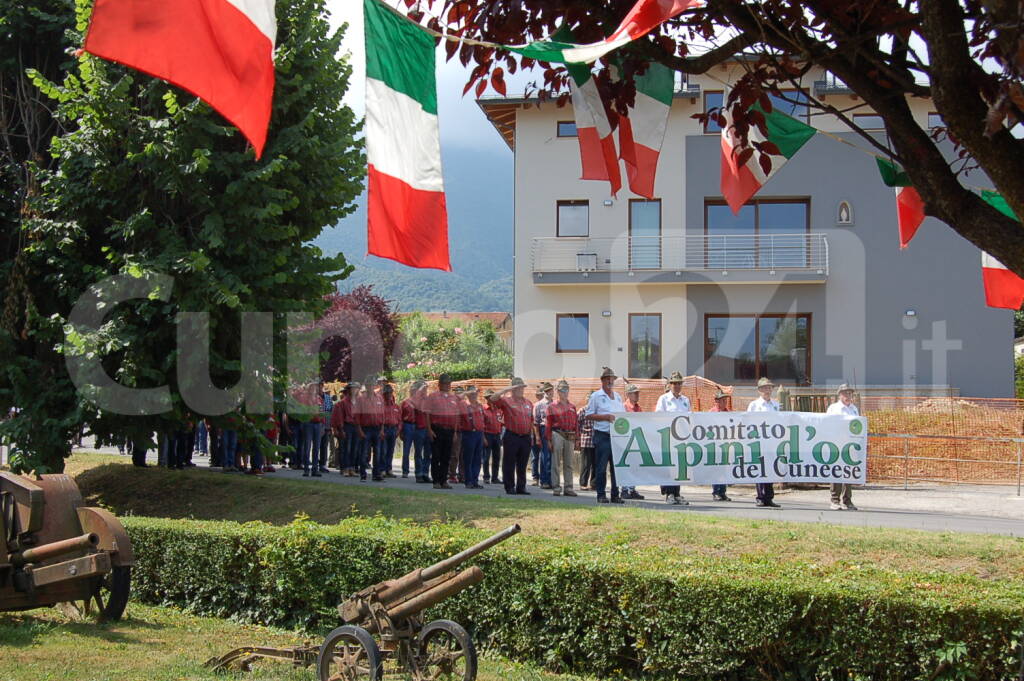 La donazione di Alpini e Protezione Civile alla Casa di Riposo di Peveragno