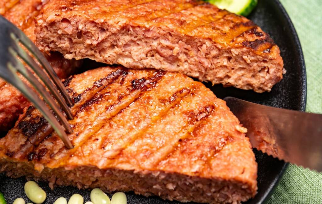 “In provincia di Cuneo superata quota 10 mila firme contro la carne in provetta”