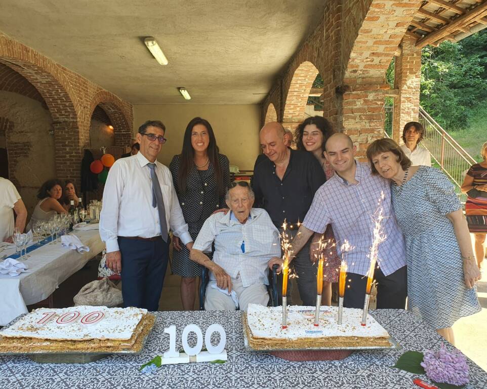 A Boves, la festa per i 100 anni di Alberto Finzi, partigiano ebreo ritratto dalla Filippi