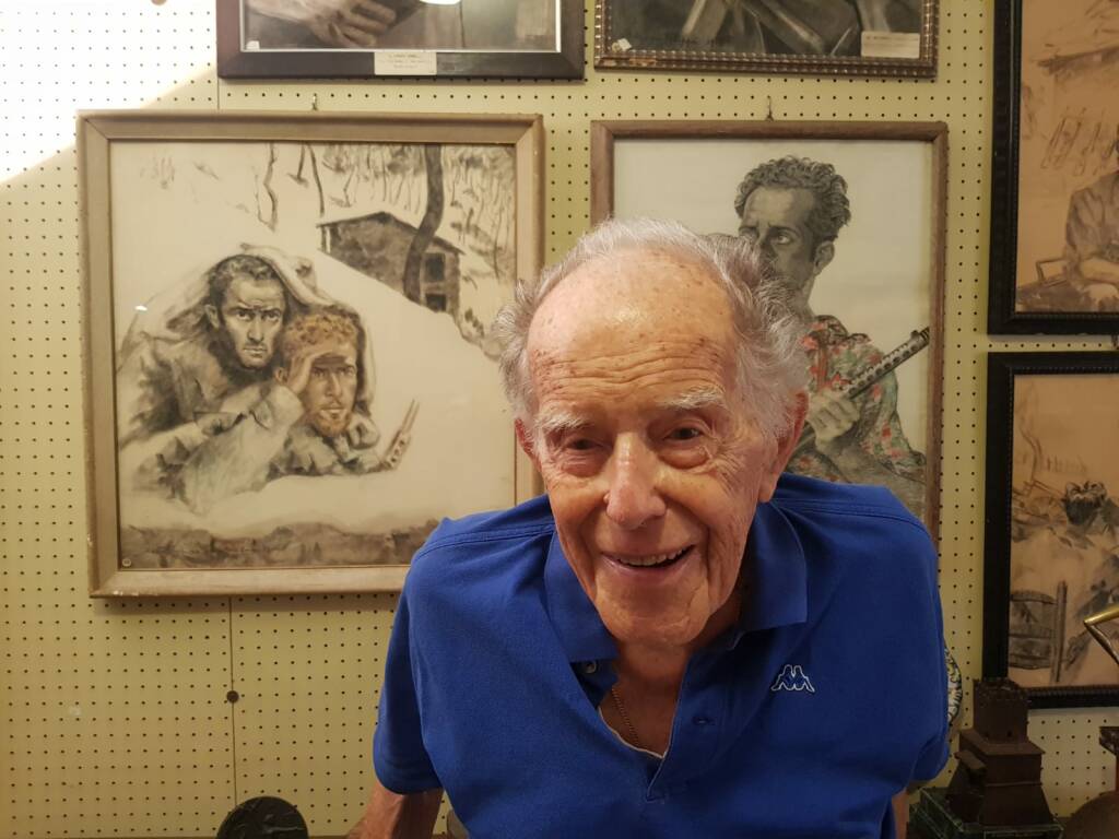 A Boves, la festa per i 100 anni di Alberto Finzi, partigiano ebreo ritratto dalla Filippi