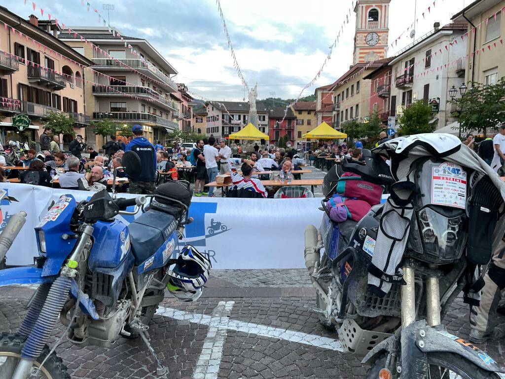 Torna a Boves la Hat Sanremo-Sestriere, quando turismo e passione per le moto di uniscono