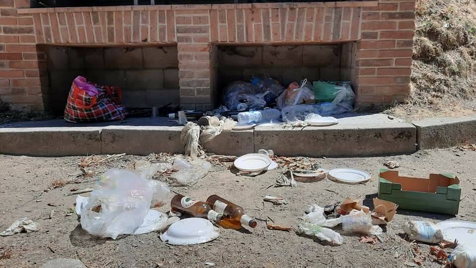 Costigliole Saluzzo, rifiuti abbandonati nell’area di Santa Cristina