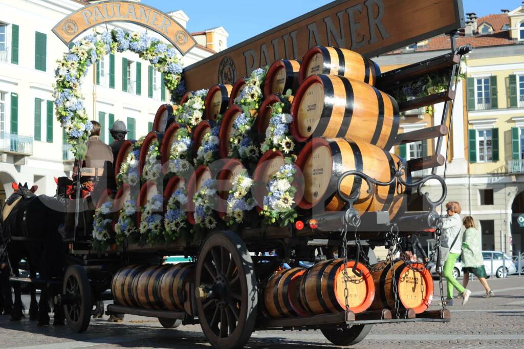 A Cuneo è iniziato l'Oktoberfest: le immagini della sfilata e dell'inaugurazione