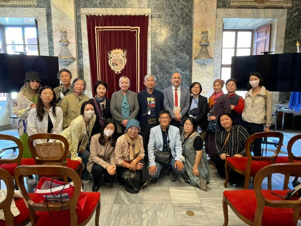 Dalla Corea a Cuneo, 20 persone ricevute in Municipio