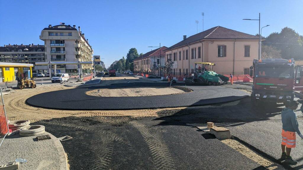 A Cuneo chiude un tratto di corso Francia per lavori di riasfaltatura