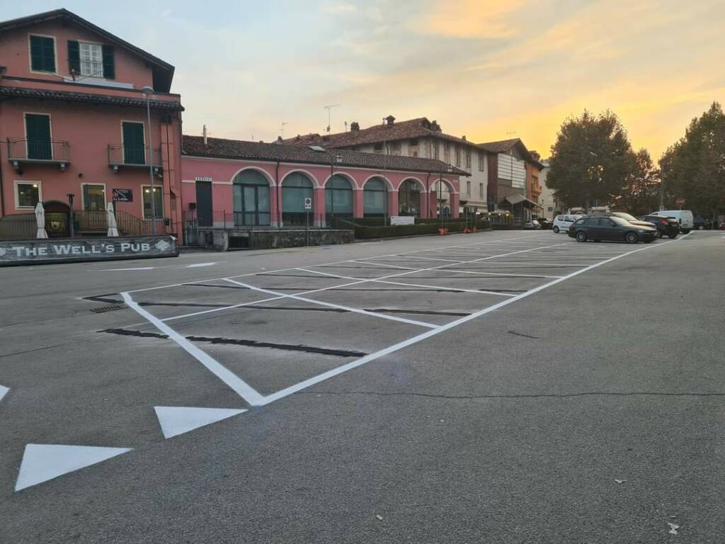 Carrù, sistemazione viabilità e parcheggi piazza Divisione Alpina Cuneense