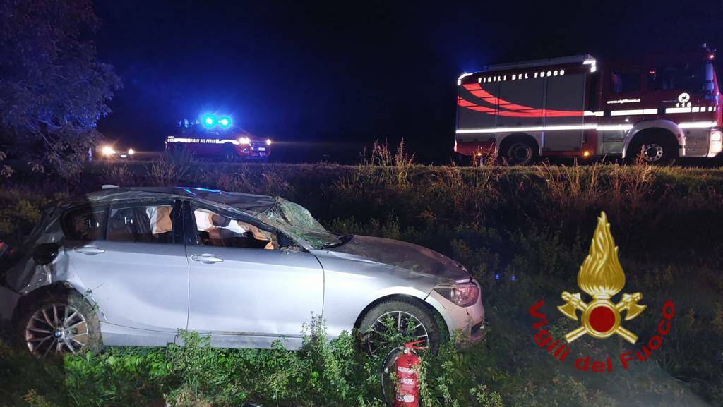 Auto esce di strada a San Lorenzo di Fossano: muore 45enne di Fossano