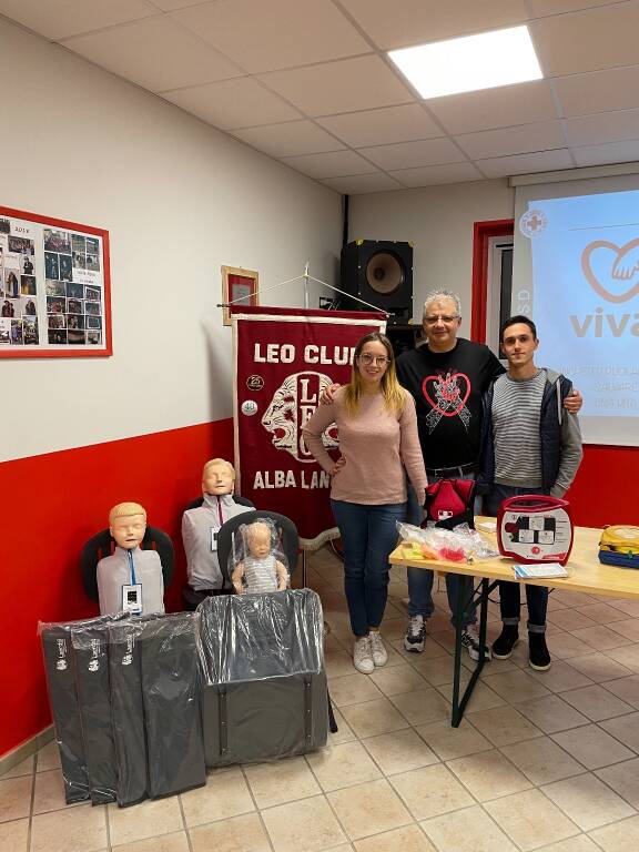 La donazione del Leo Club Alba Langhe alla Croce Rossa Comitato di Alba
