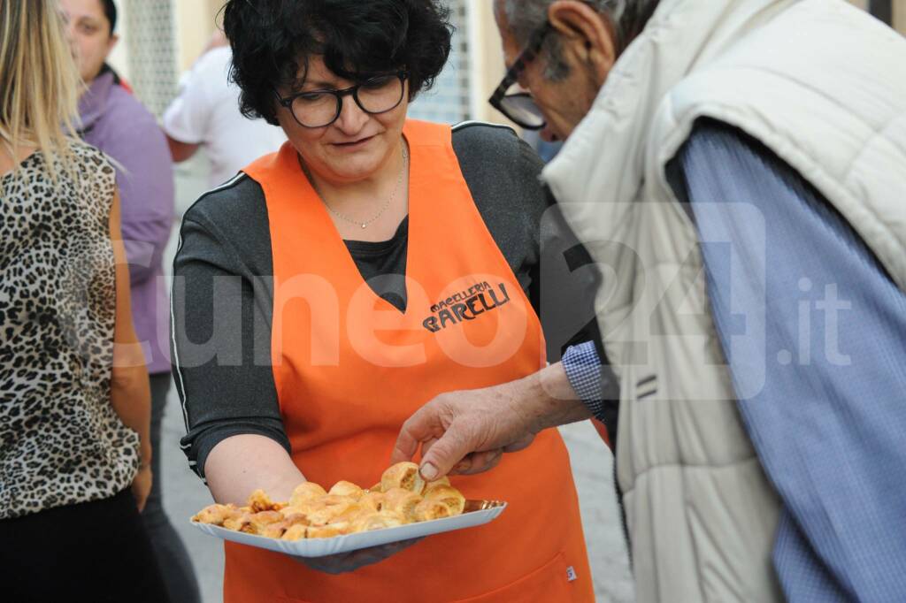 Pianfei, inaugurazione della macelleria Garelli: le immagini