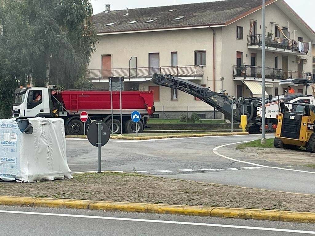 Busca, cantiere aperto alla rotatoria di Loreto