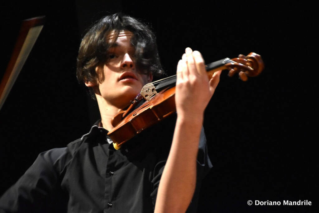 Il violista cuneese Indro Borreani dal Conservatorio Ghedini alla Scala di Milano
