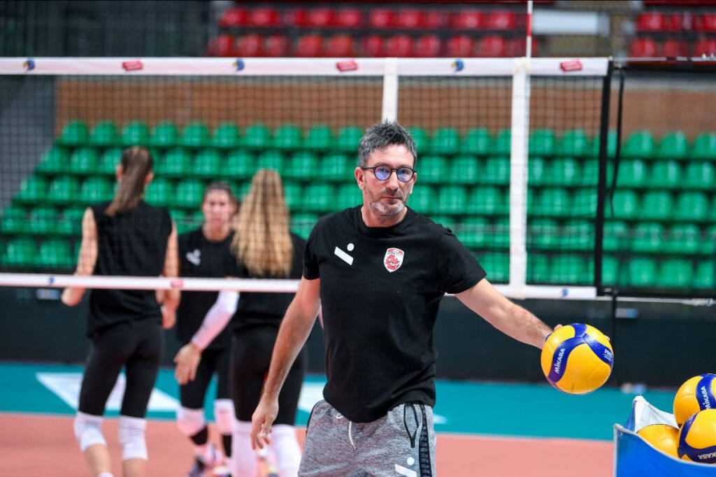 Simone Gandini è il nuovo vice allenatore della Cuneo Granda Volley