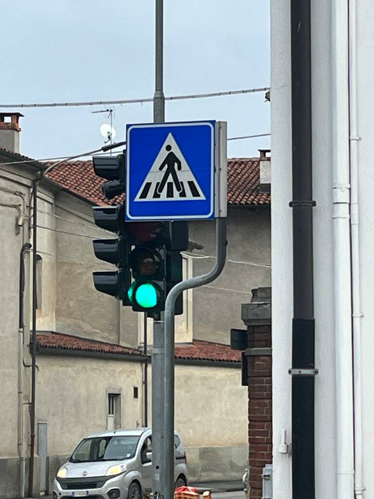 Verzuolo, un nuovo semaforo in centro a Falicetto