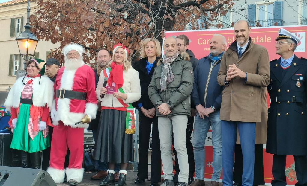 Marene, un successo e grande emozione per il progetto “Caro Babbo Natale” a favore dei bambini Ucraini
