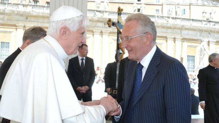 Beppe Ghisolfi e l’incontro con Papa Ratzinger che elogiò le piccole banche